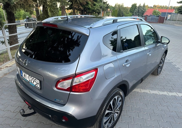 Nissan Qashqai cena 29900 przebieg: 225000, rok produkcji 2011 z Tarnobrzeg małe 67